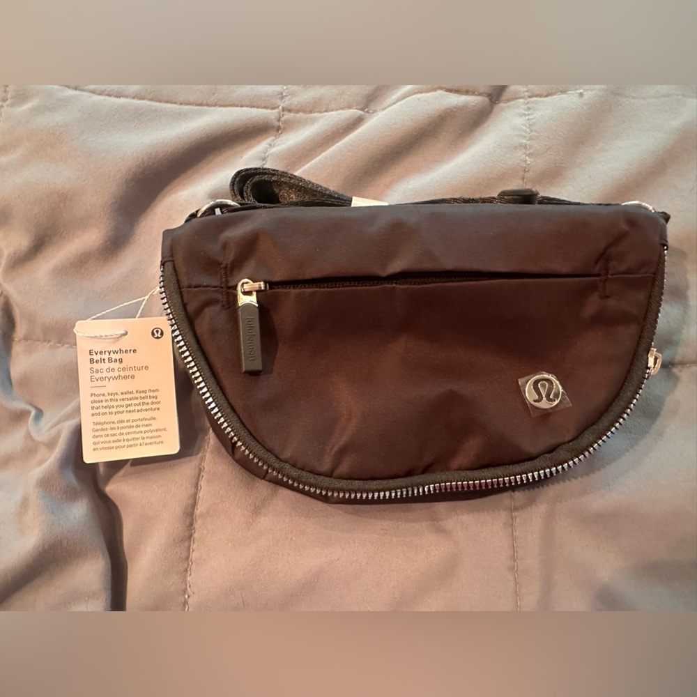 Lululemon Athletica Black Belt Bag Versatile and Chic